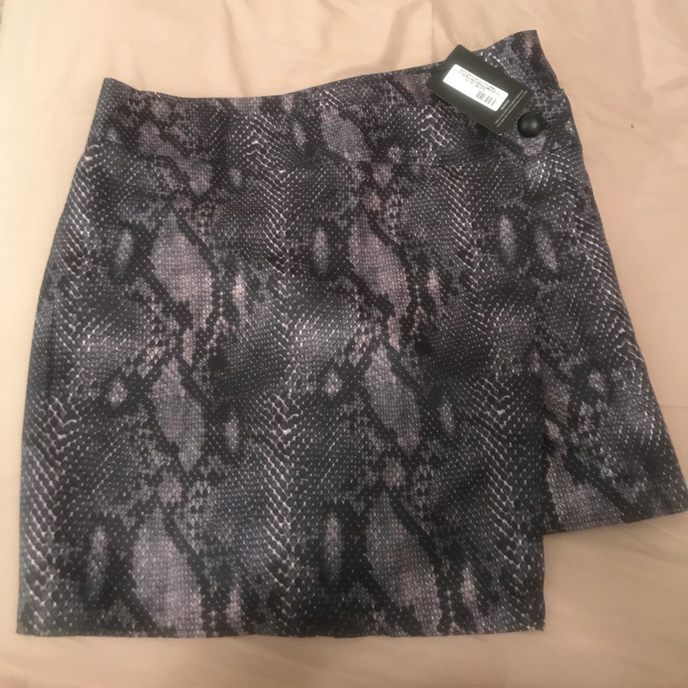 Grey snake print button detail wrap